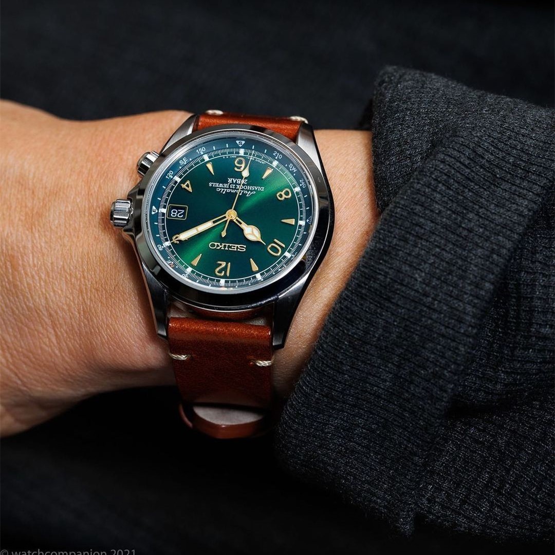 Arriba 57+ imagen best strap for seiko alpinist